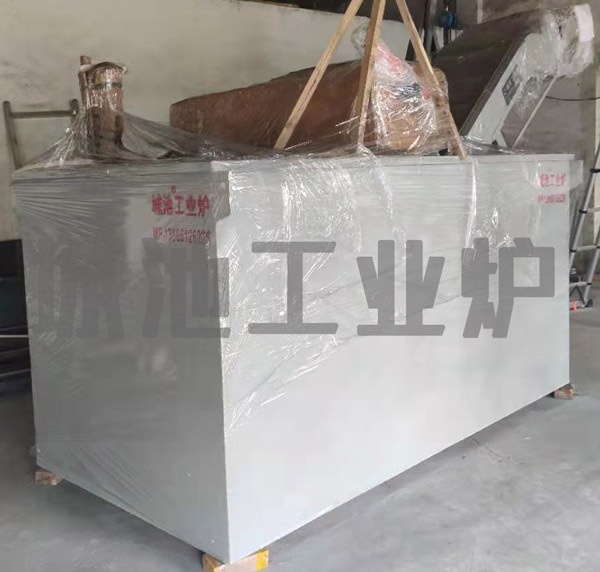 連續(xù)自動淬火槽準備發(fā)貨